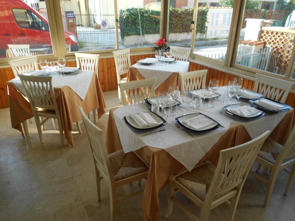 Hotel Ristorante La Terrazza ليدو دي كامايوري المظهر الخارجي الصورة